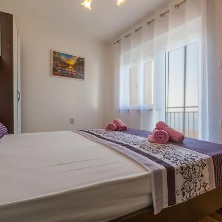 Ivona * Цриквеница